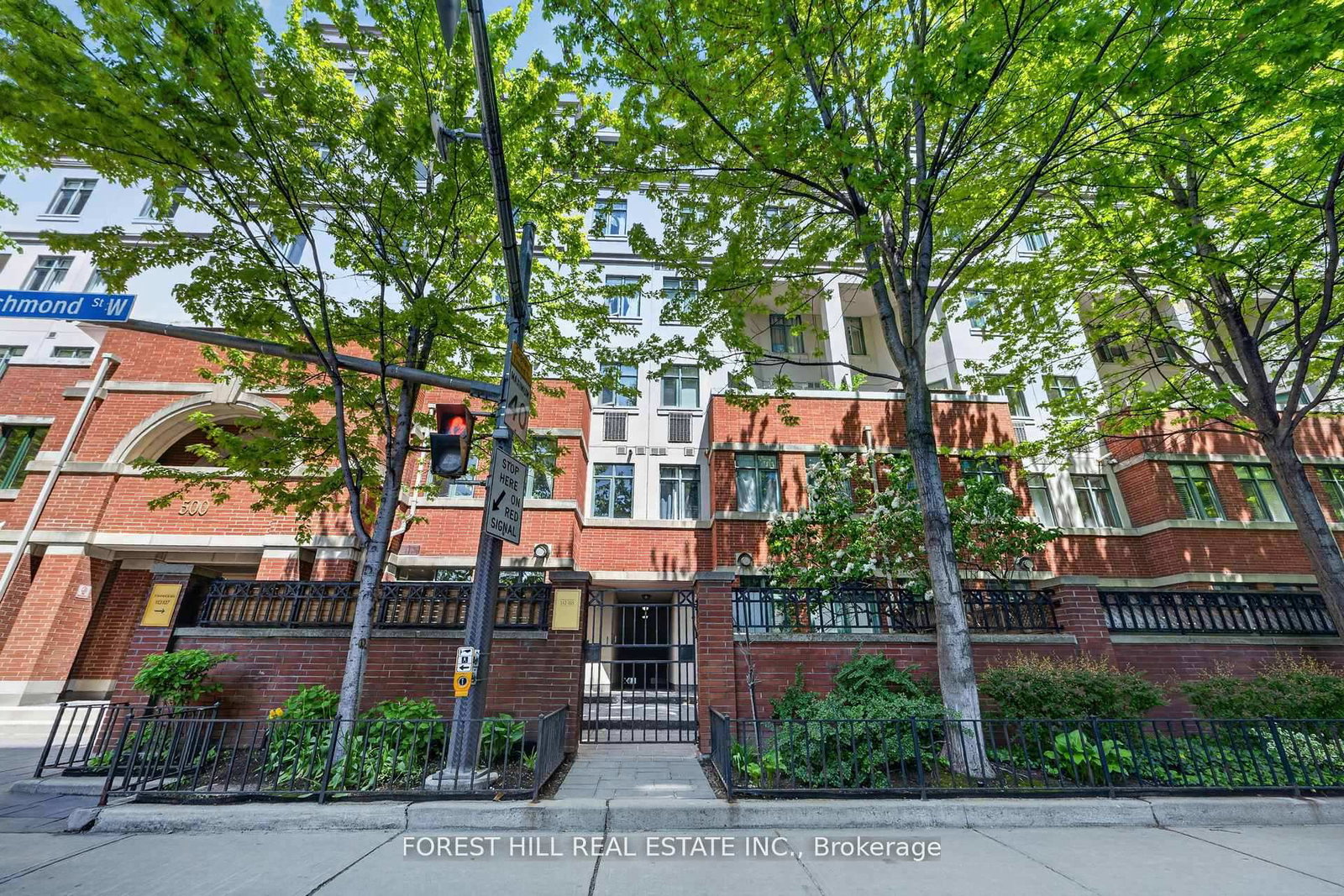 500-richmond-street-w-toronto-ontario-c13464392