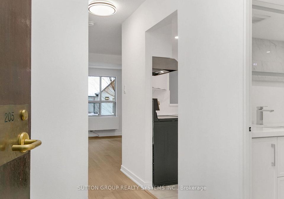 88-charles-street-e-toronto-ontario-c13464476