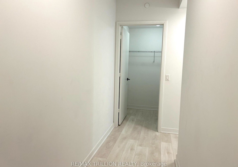 180-mill-street-toronto-ontario-c13464590