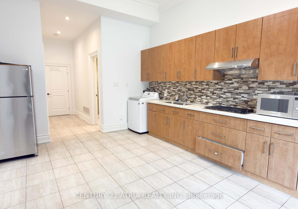 183-ellerslie-avenue-toronto-ontario-c13464968