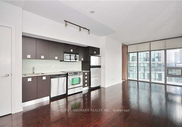 33-charles-street-e-toronto-ontario-c13465040