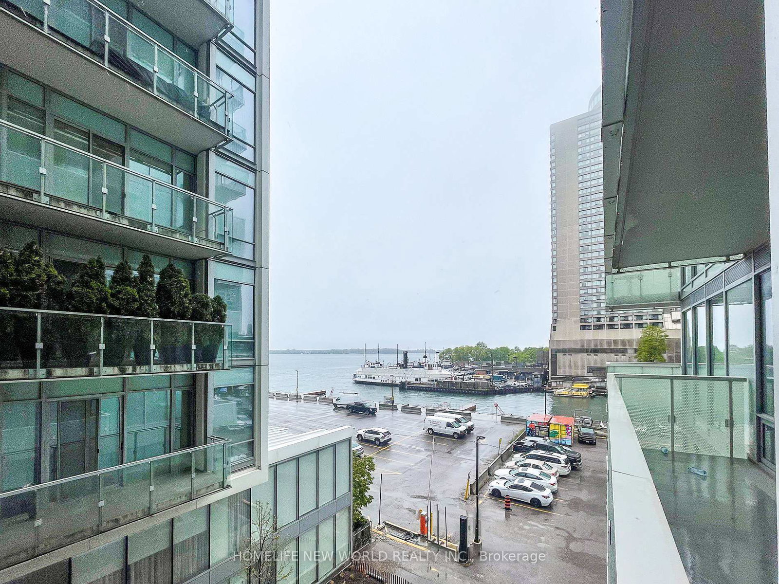 15-queens-quay-e-toronto-ontario-c13465086