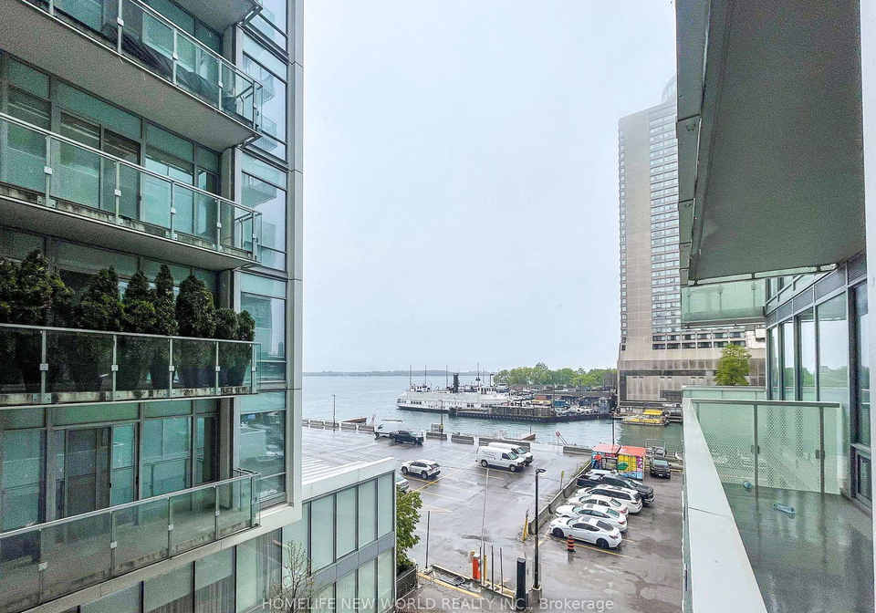15-queens-quay-e-toronto-ontario-c13465086