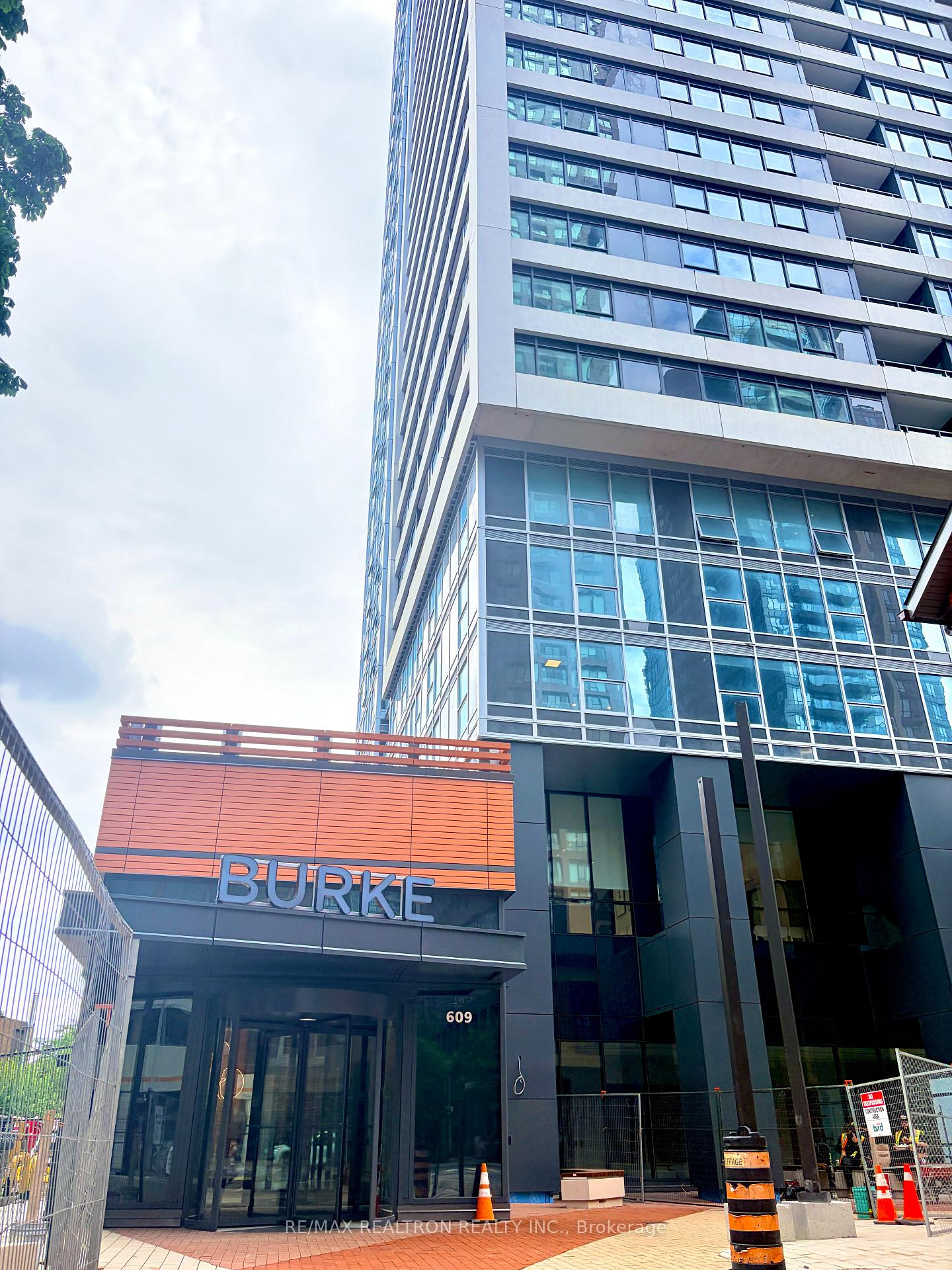 609-sherbourne-street-w-toronto-ontario-c13465328