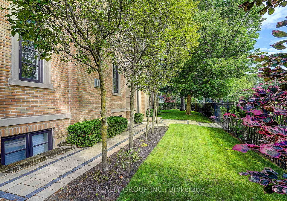 119-strathallan-boulevard-toronto-ontario-c13465348