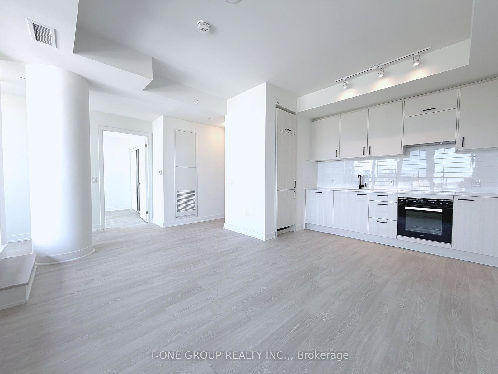 5-quarrington-lane-north-york-ontario-c13465592