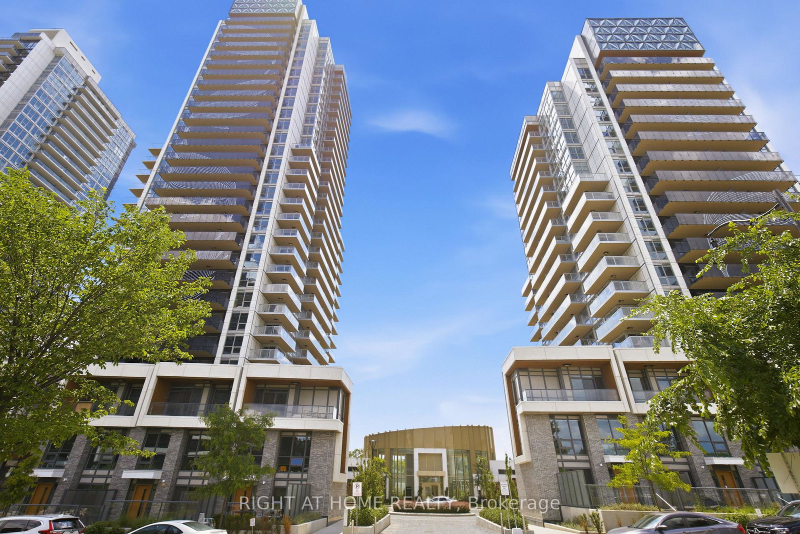 25-mcmahon-drive-north-york-ontario-c13465662