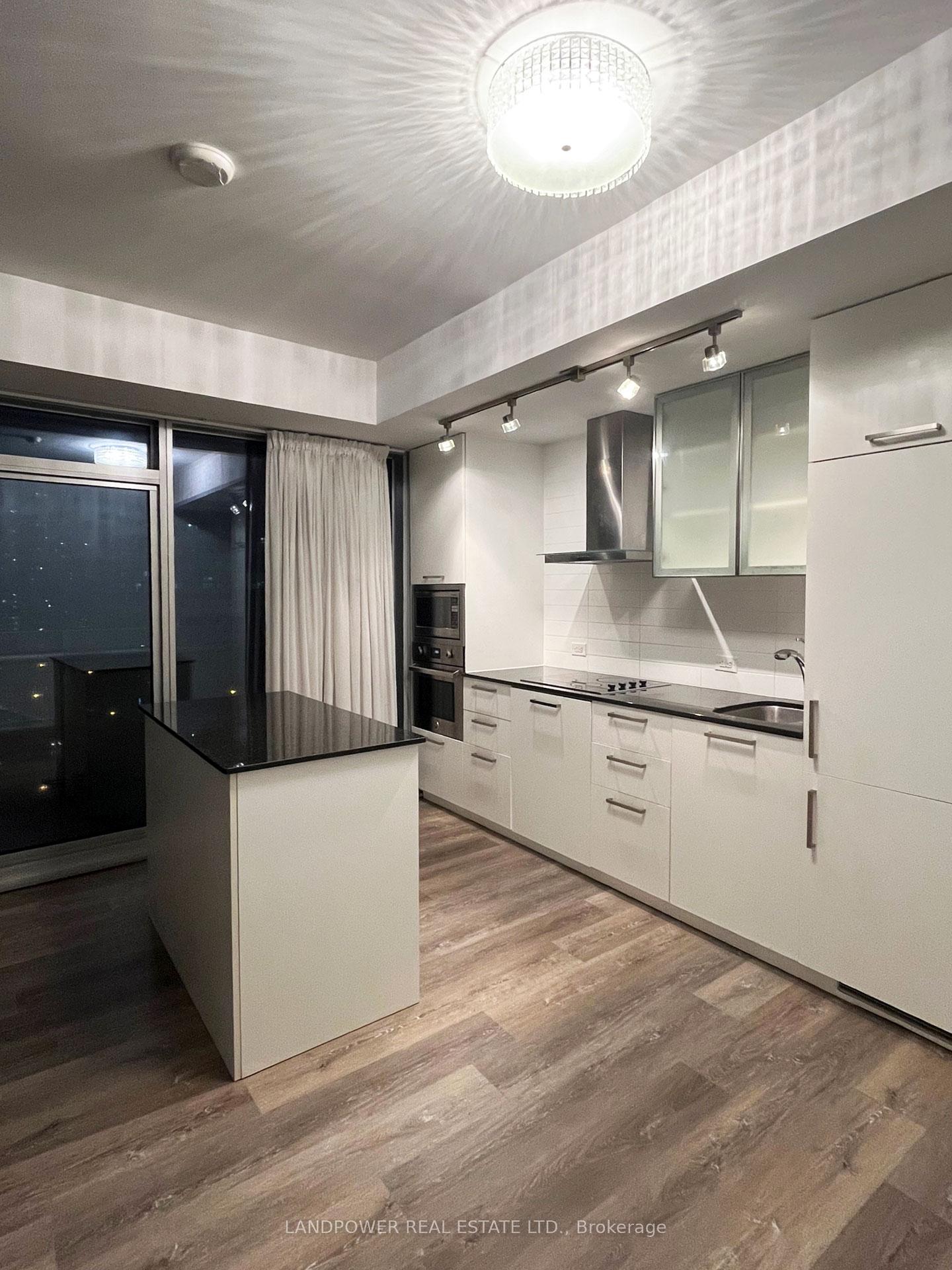 12-york-street-toronto-ontario-c13465794
