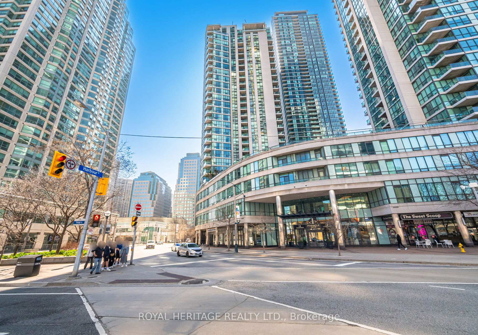12-yonge-street-toronto-ontario-c13466026