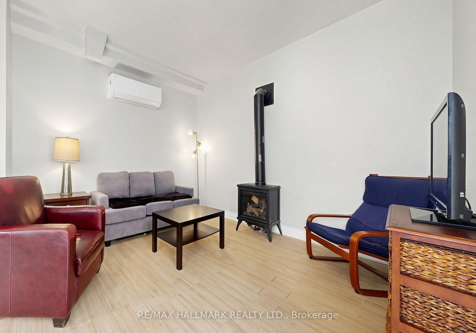 856b-millwood-road-east-york-ontario-c13466132