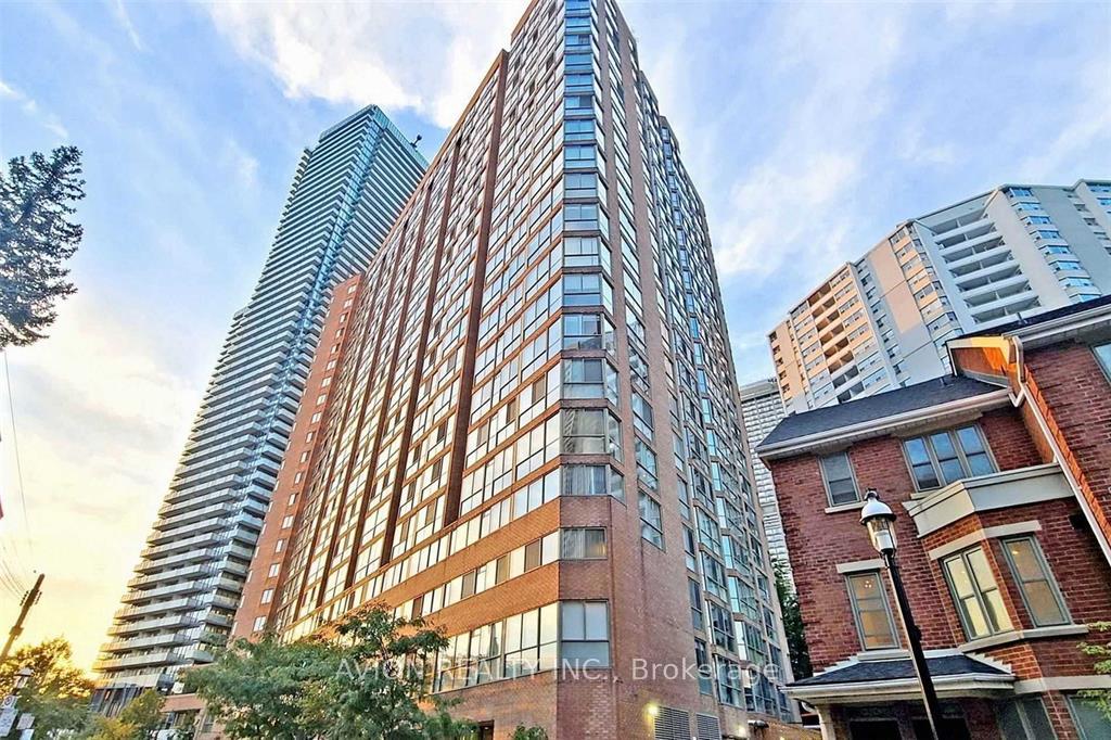 1055-bay-street-toronto-ontario-c13466266
