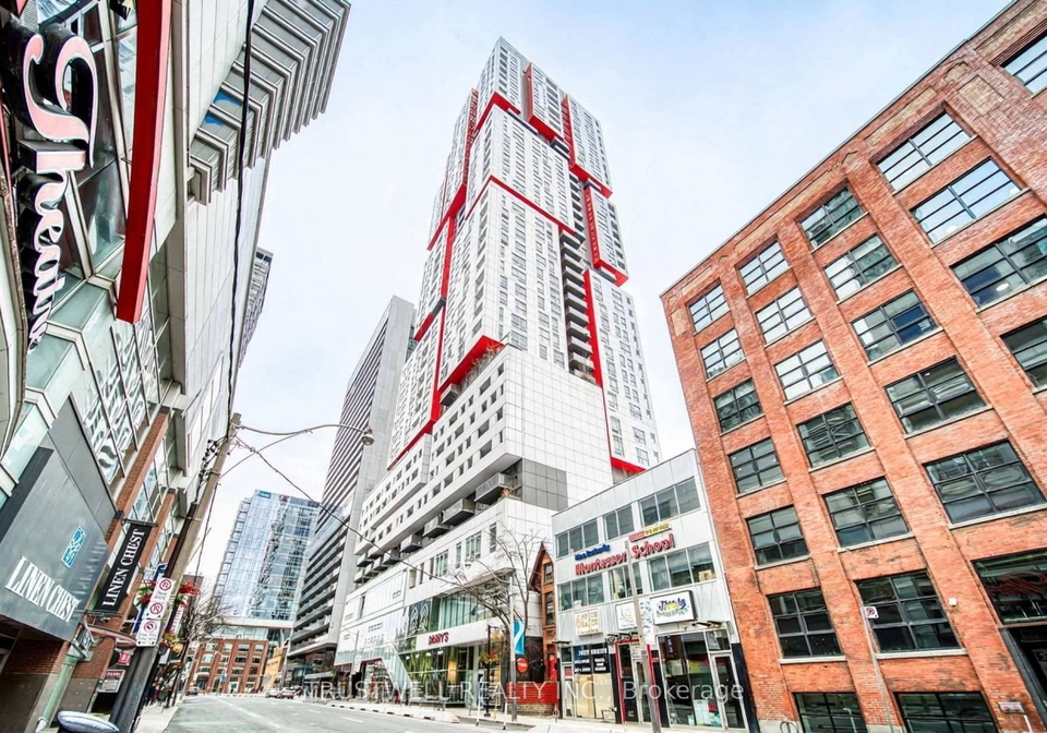 318-richmond-street-w-toronto-ontario-c13466336