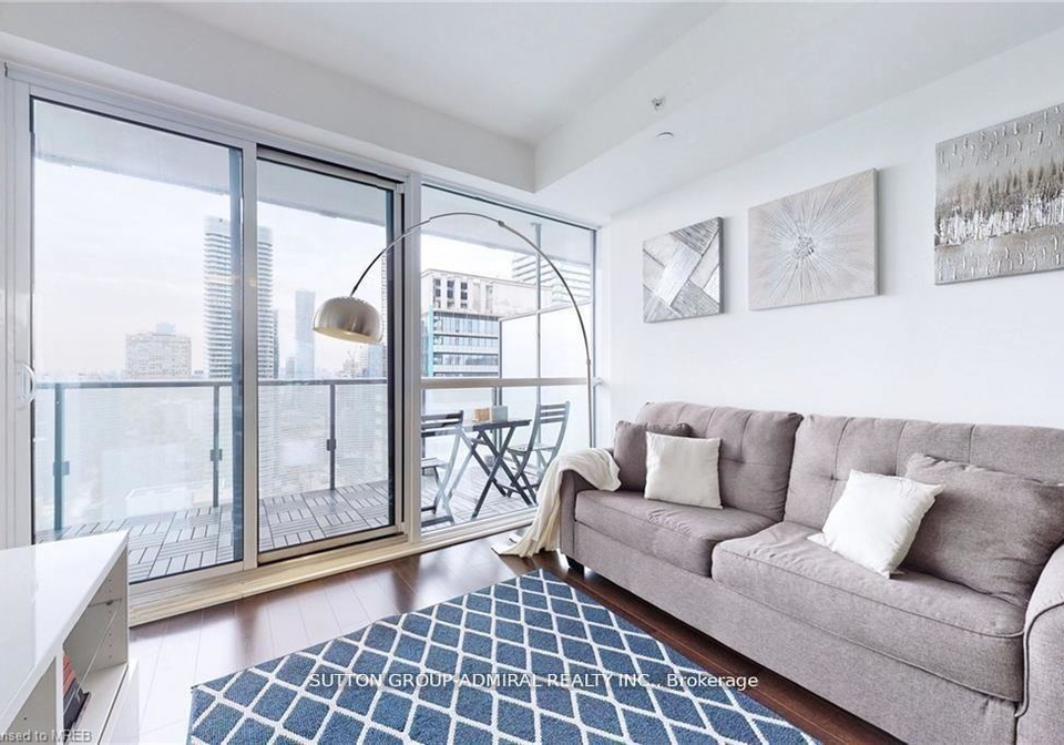 15-grenville-street-toronto-ontario-c13466738