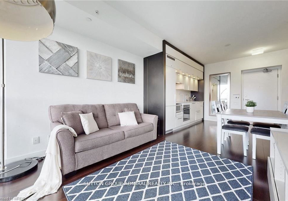 15-grenville-street-toronto-ontario-c13466738