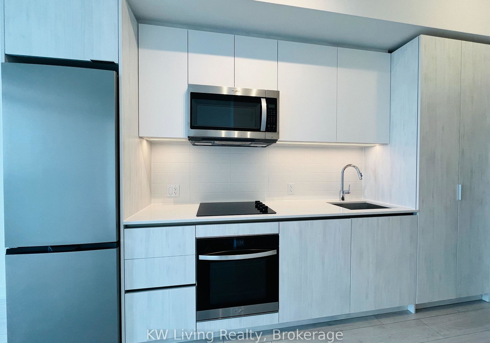 5858-yonge-street-toronto-ontario-c13467090