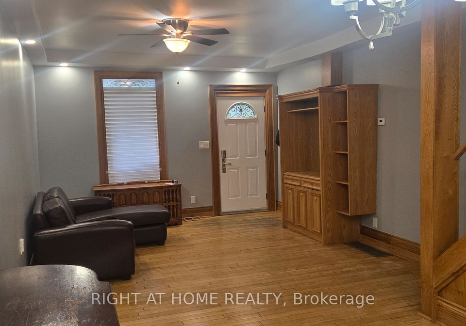 258-howland-avenue-toronto-ontario-c13467142