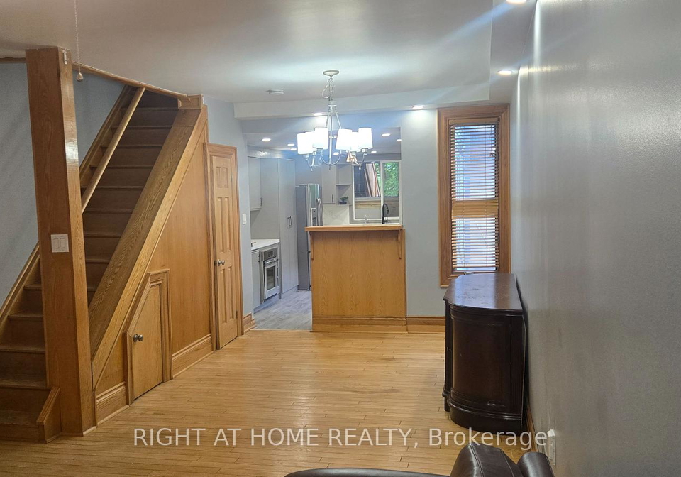 258-howland-avenue-toronto-ontario-c13467142