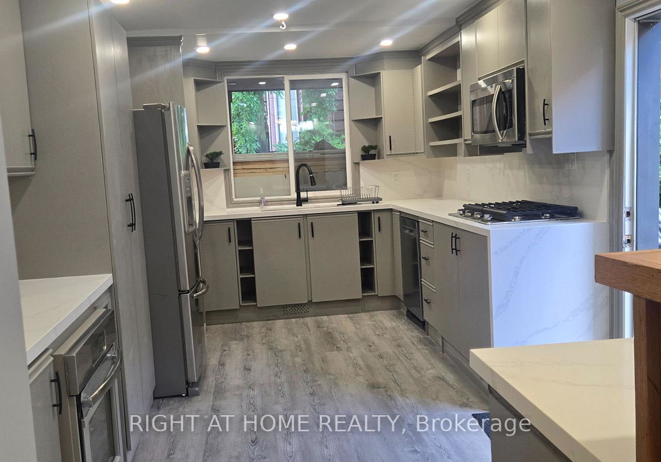 258-howland-avenue-toronto-ontario-c13467142