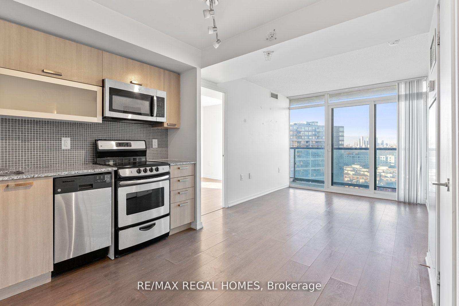 36-lisgar-street-toronto-ontario-c13467182