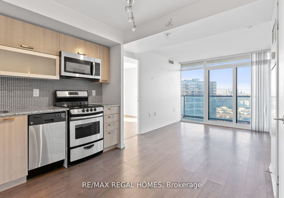 36-lisgar-street-toronto-ontario-c13467182