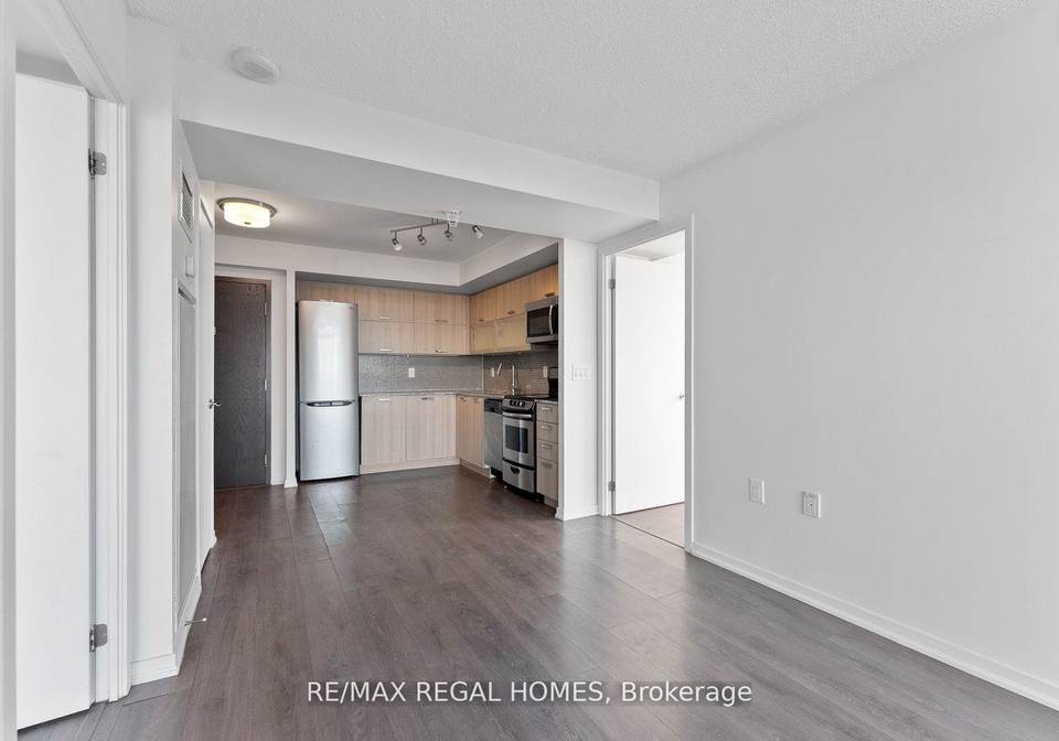 36-lisgar-street-toronto-ontario-c13467182