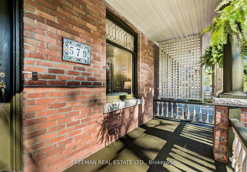 579-palmerston-avenue-toronto-ontario-c13467236