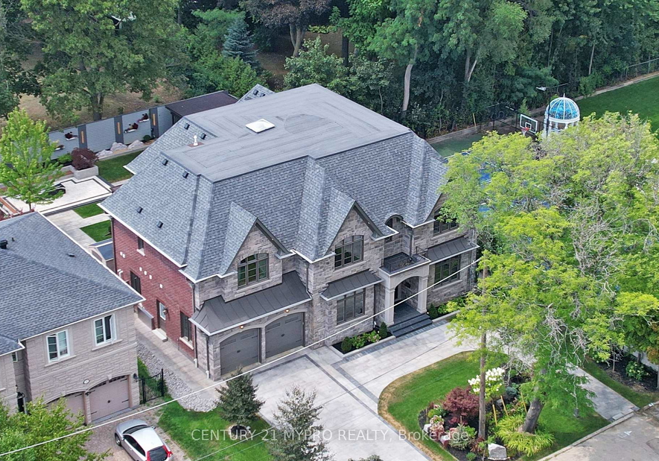 36-farrington-drive-north-york-ontario-c13467438