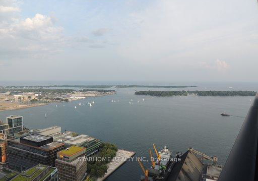 138-downes-street-toronto-ontario-c13467490