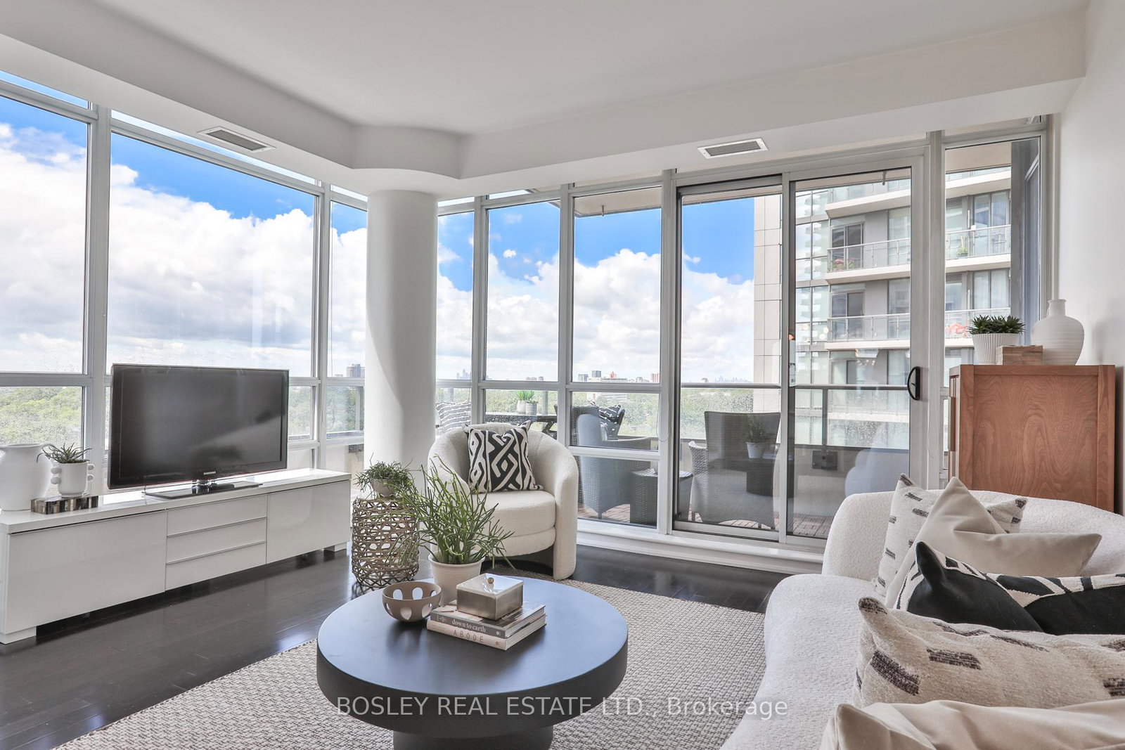 500-st-clair-avenue-w-toronto-ontario-c13467808