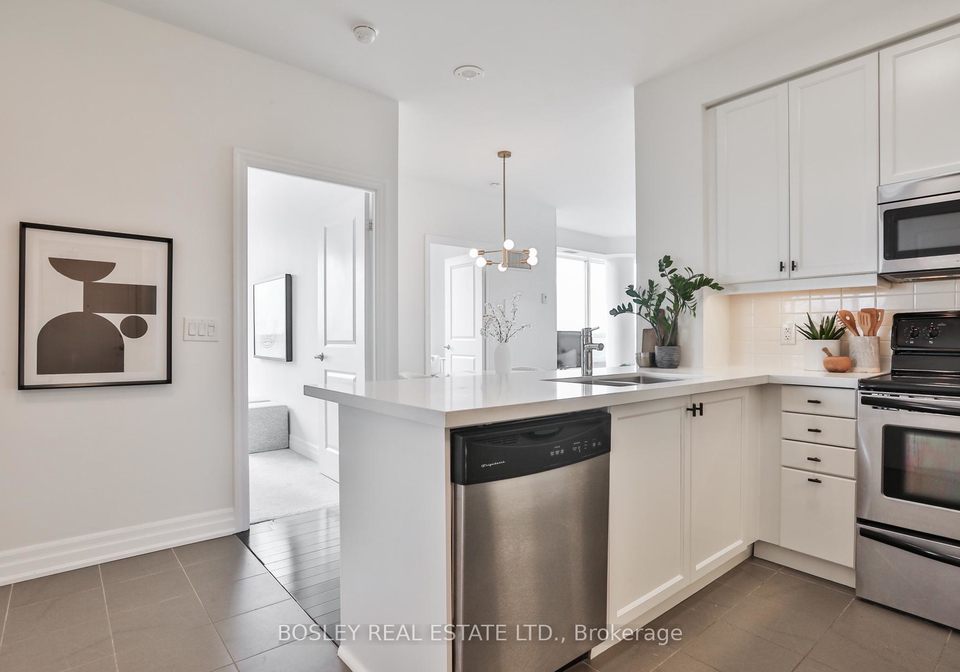 500-st-clair-avenue-w-toronto-ontario-c13467808