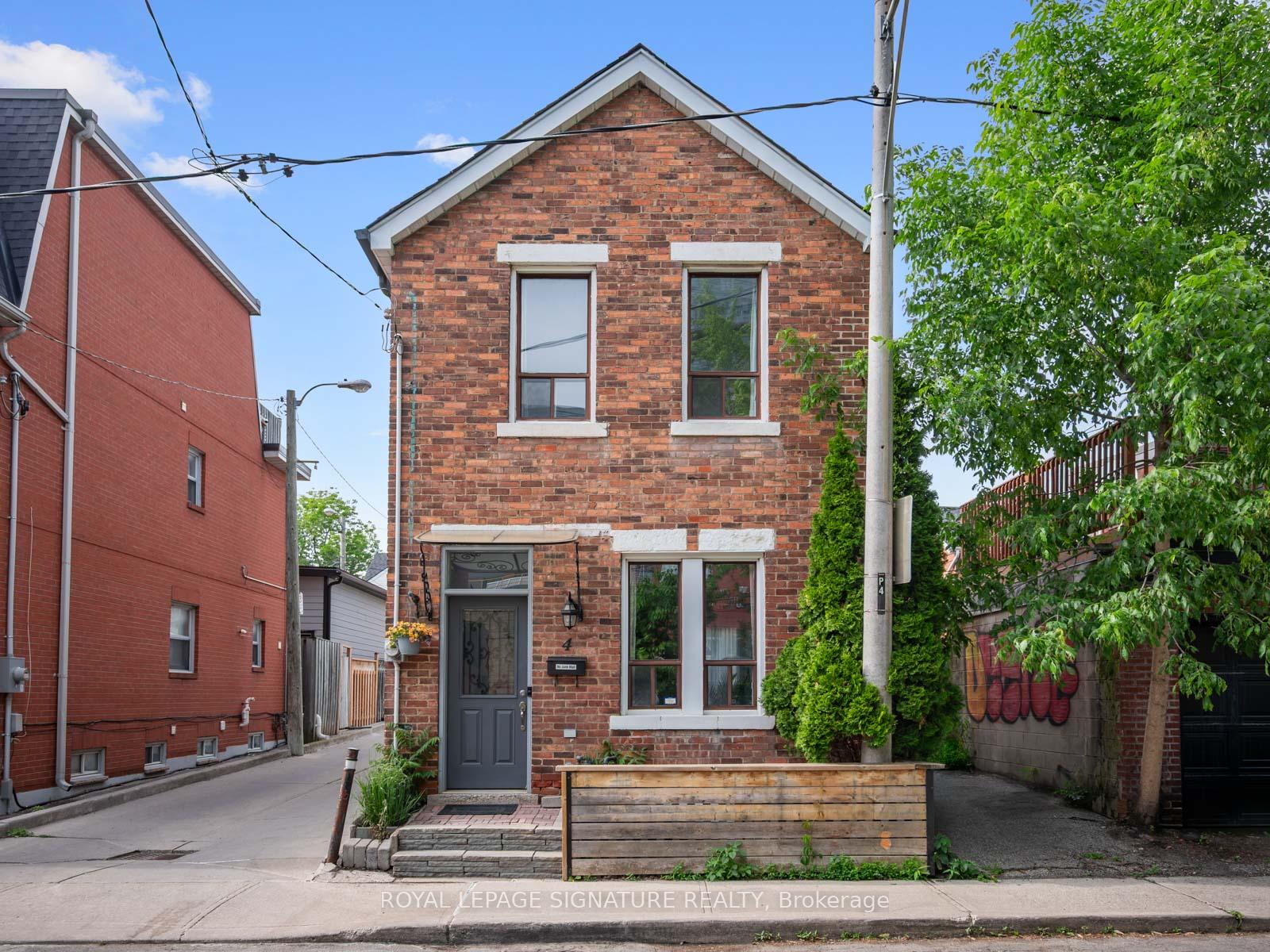4-whitaker-avenue-toronto-ontario-c13467866
