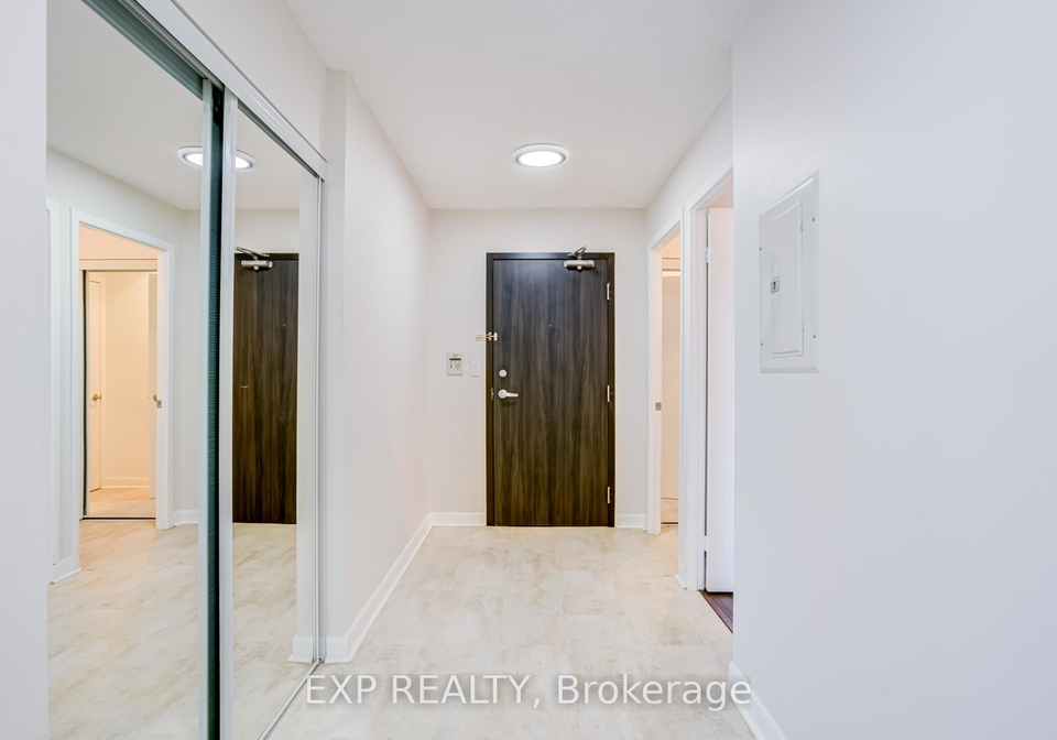 210-victoria-street-toronto-ontario-c13468182