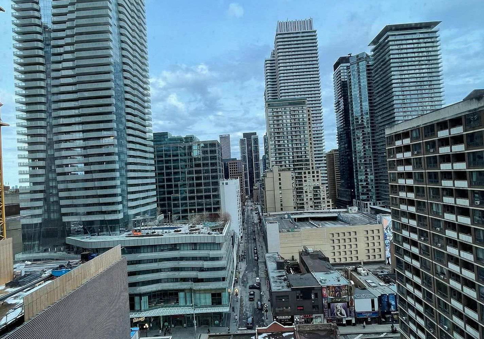 21-balmuto-street-toronto-ontario-c13468324