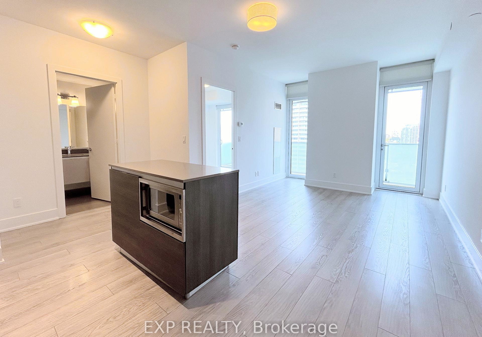 200-bloor-street-w-toronto-ontario-c13468338