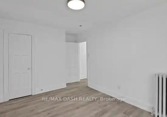 917-st-clair-avenue-w-toronto-ontario-c13468420