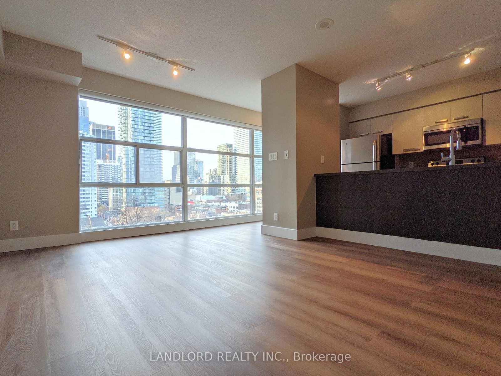 11-st-joseph-street-toronto-ontario-c13468756