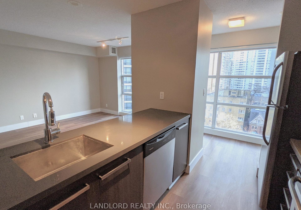 11-st-joseph-street-toronto-ontario-c13468756