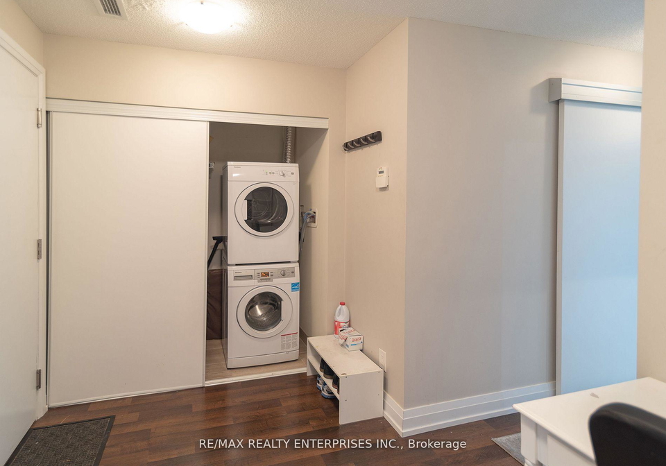 555-wilson-avenue-toronto-ontario-c13468794