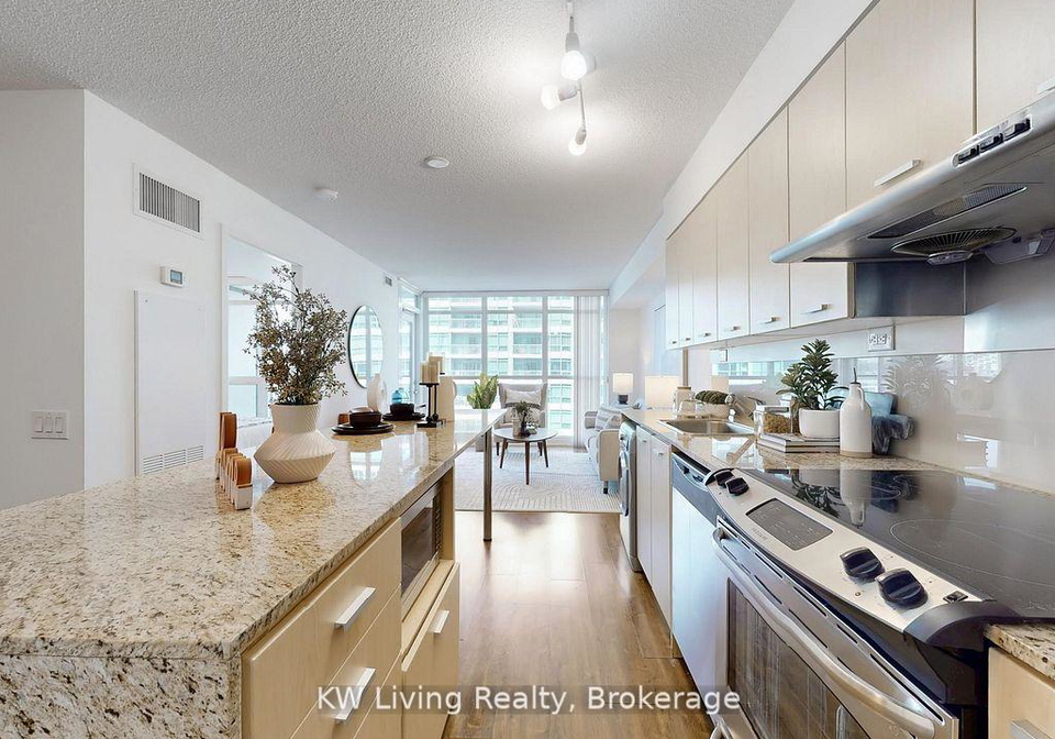 19-singer-court-north-york-ontario-c13468904