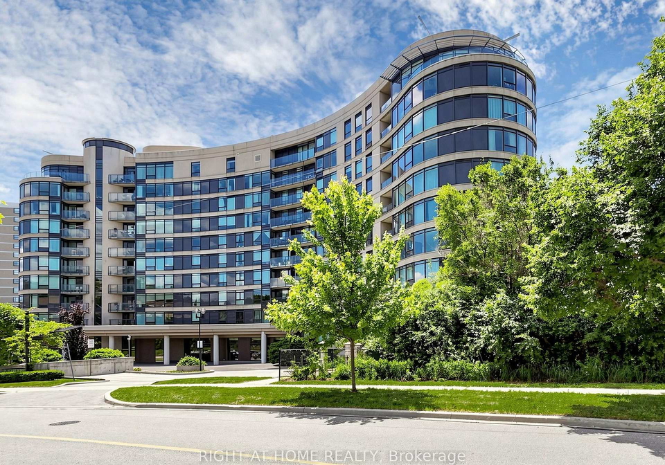18-valley-woods-road-north-york-ontario-c13468970