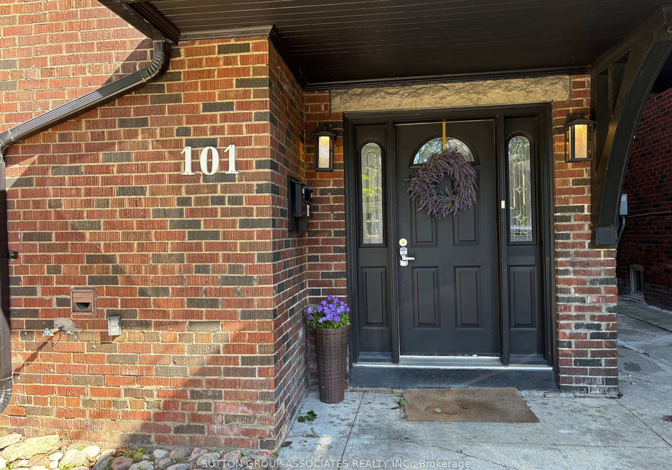 101-burnside-drive-toronto-ontario-c13469138