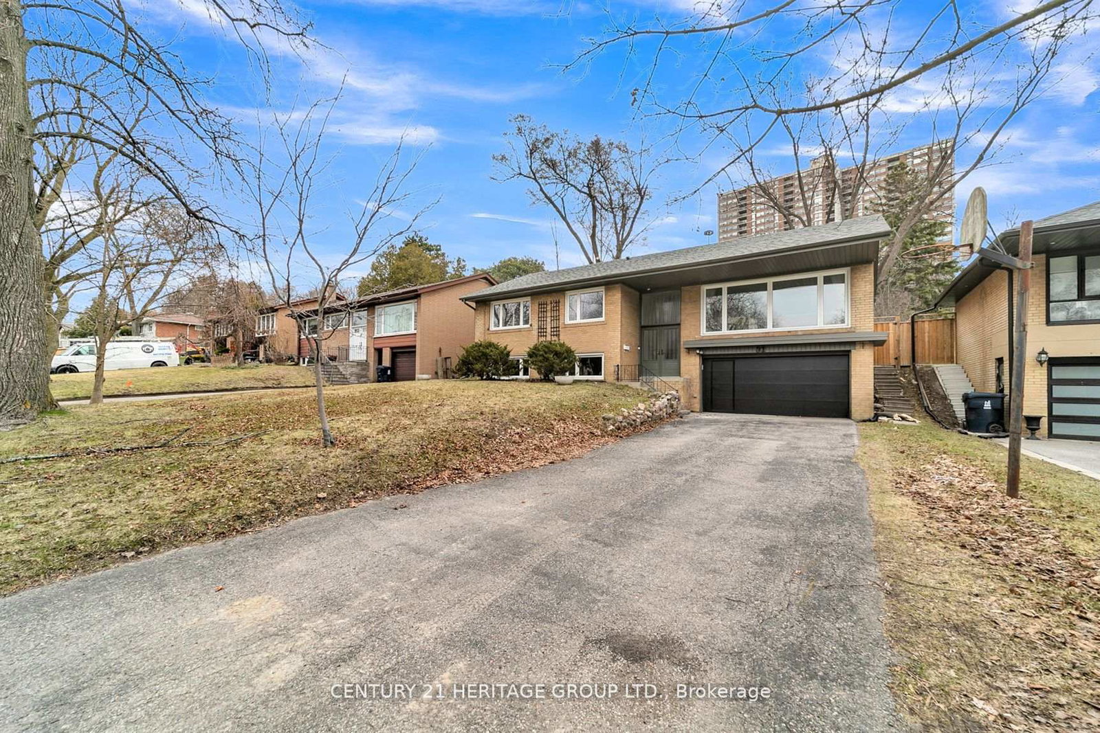 31-larabee-crescent-north-york-ontario-c13469154