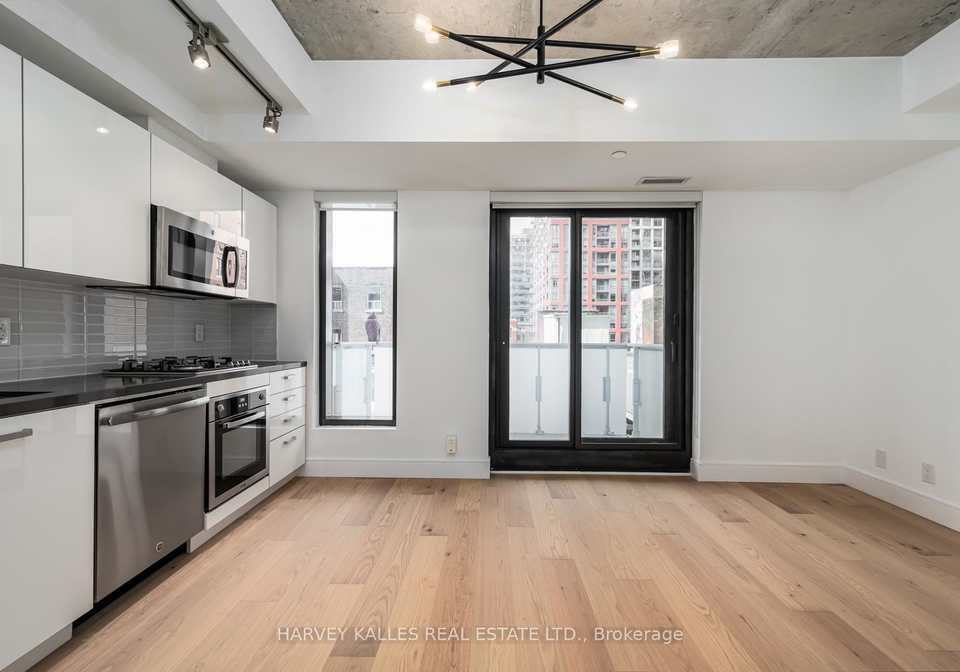 11-charlotte-street-toronto-ontario-c13469382