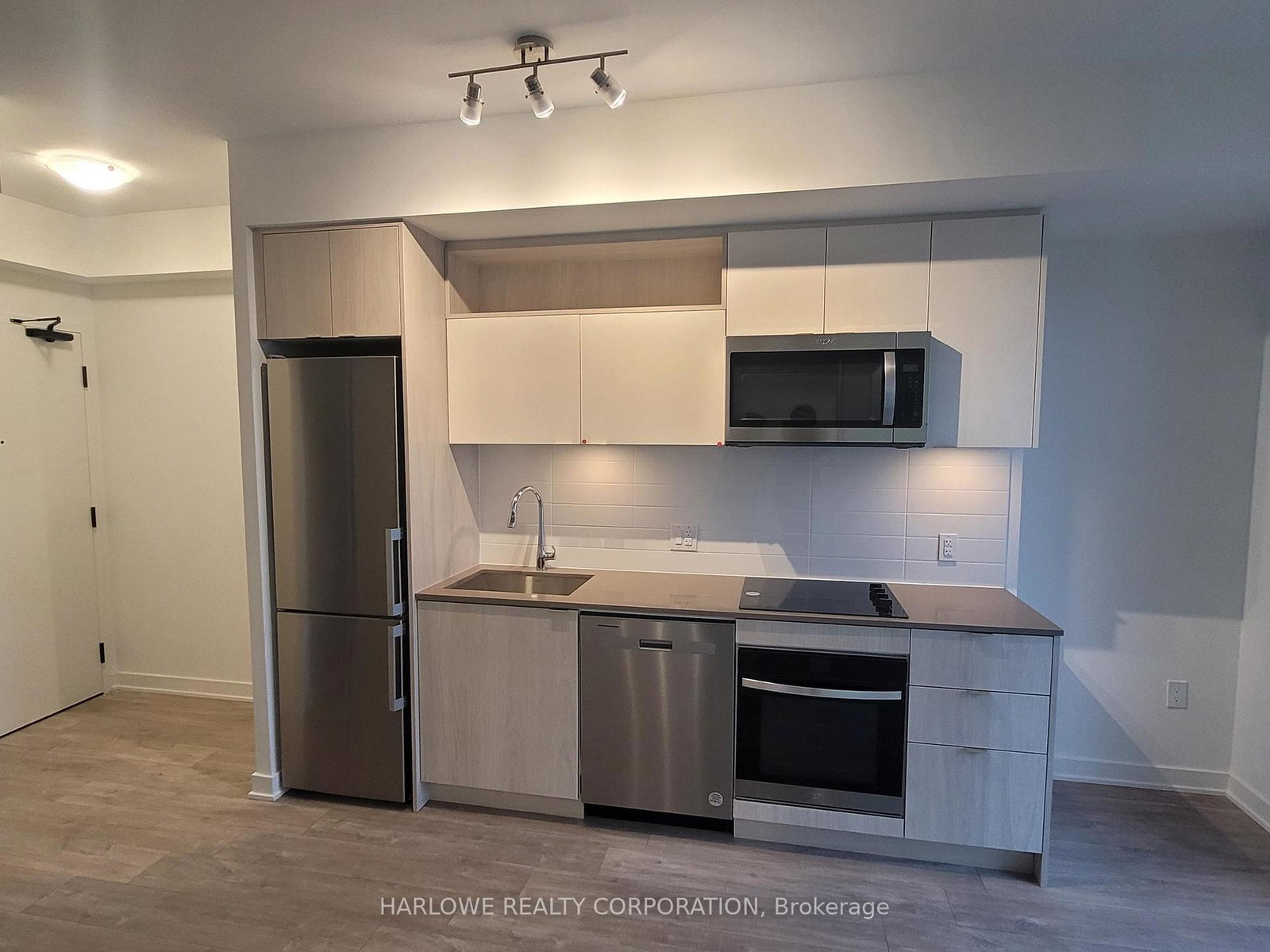100-dalhousie-street-toronto-ontario-c13469512