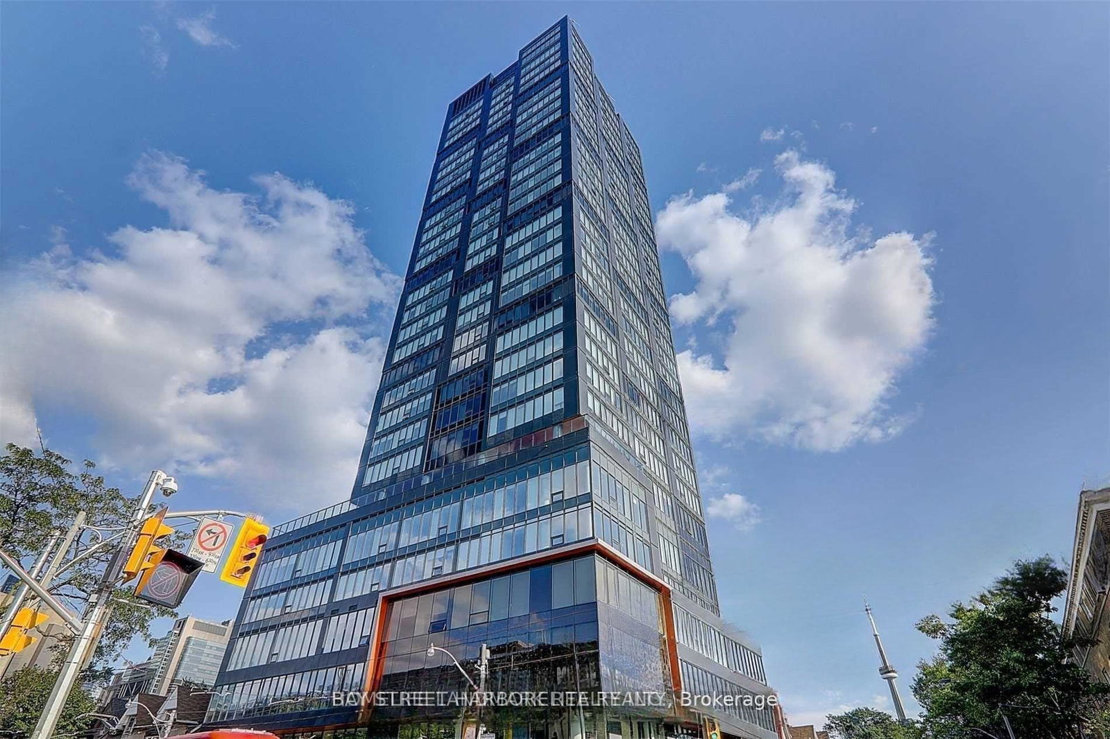 203-college-street-toronto-ontario-c13469818