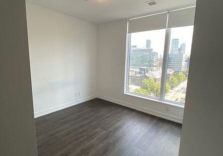 203-college-street-toronto-ontario-c13469818