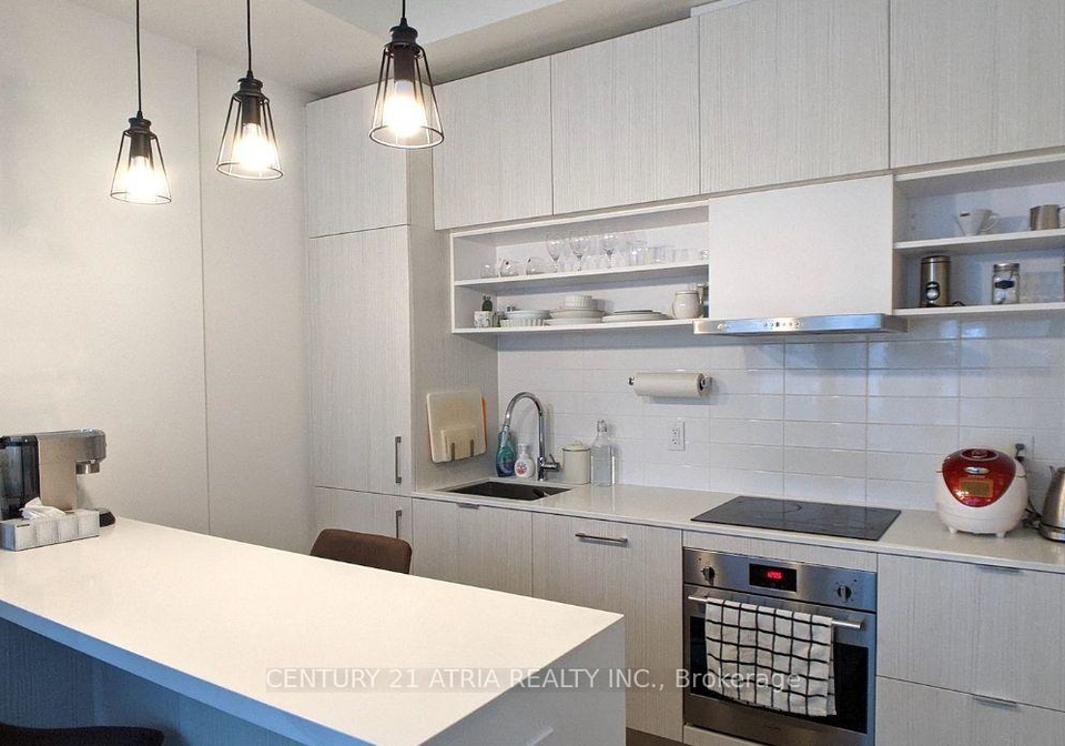 8-hillsdale-avenue-e-toronto-ontario-c13469820