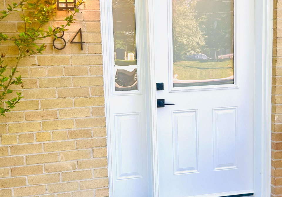 84-barber-greene-road-north-york-ontario-c13470206