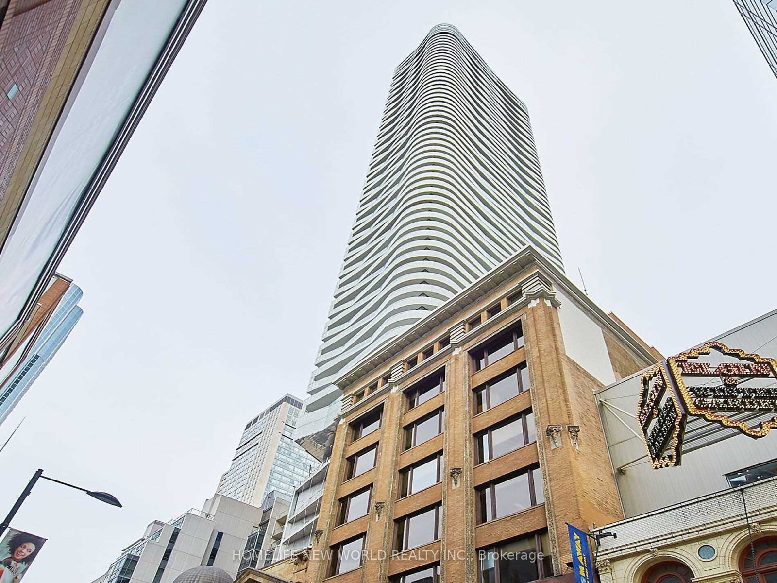 197-yonge-street-toronto-ontario-c13470266