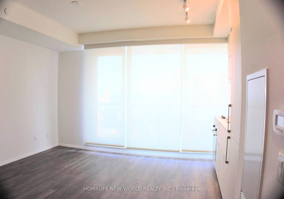 197-yonge-street-toronto-ontario-c13470266